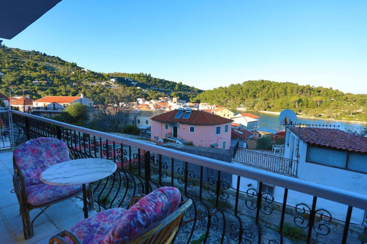 Sterna Apartment Gaios Exterior photo